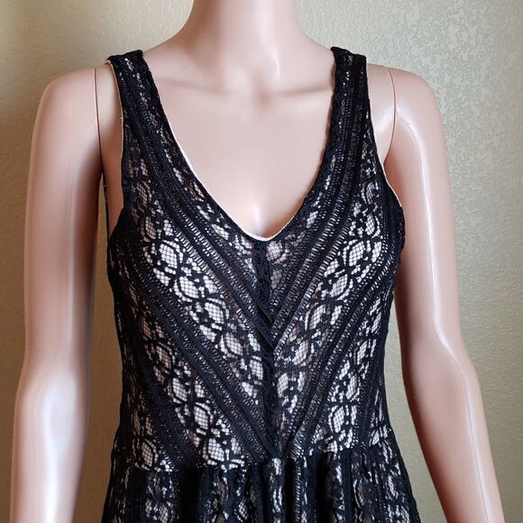 Anthropolgie's Moulinette Soeurs Myrna Lace Dress Black - Picture 2 of 13